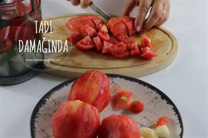 Acılı Ezme (Salçasız)