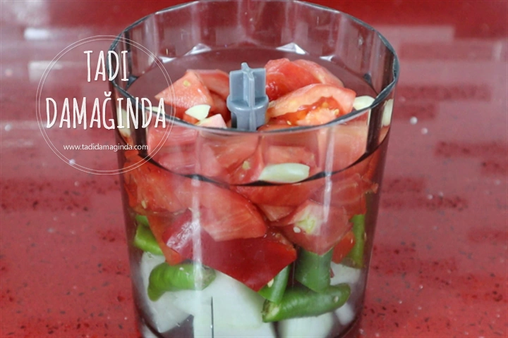 Acılı Ezme (Salçasız)