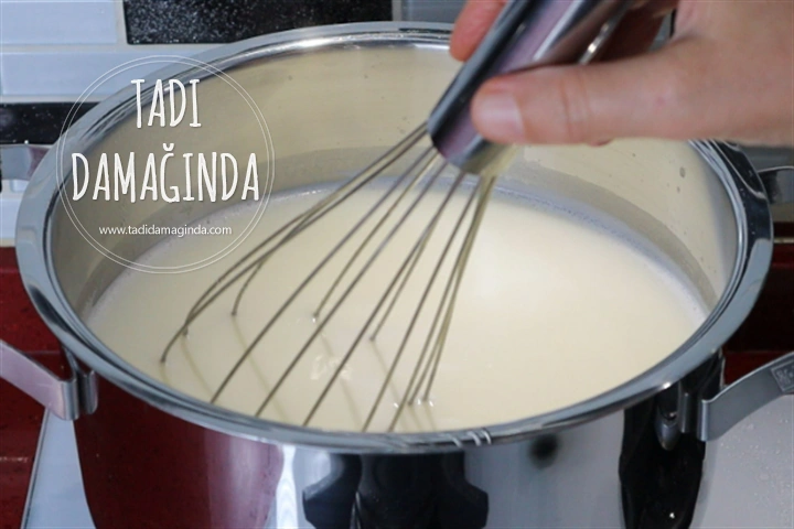 Terbiyesi Tencerede Pratik Yoğurt Çorbası