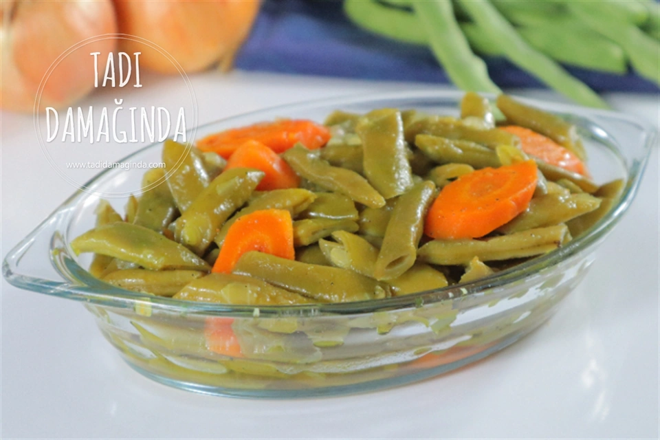 Havuçlu Zerdeçallı Taze Fasulye