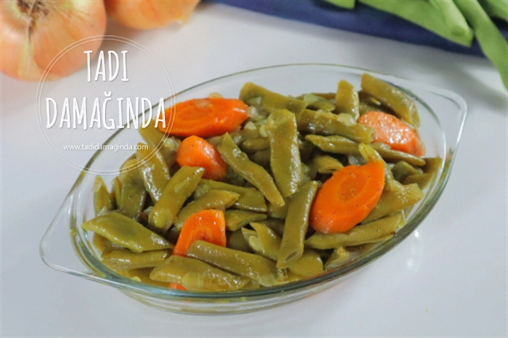 Havuçlu Zerdeçallı Taze Fasulye