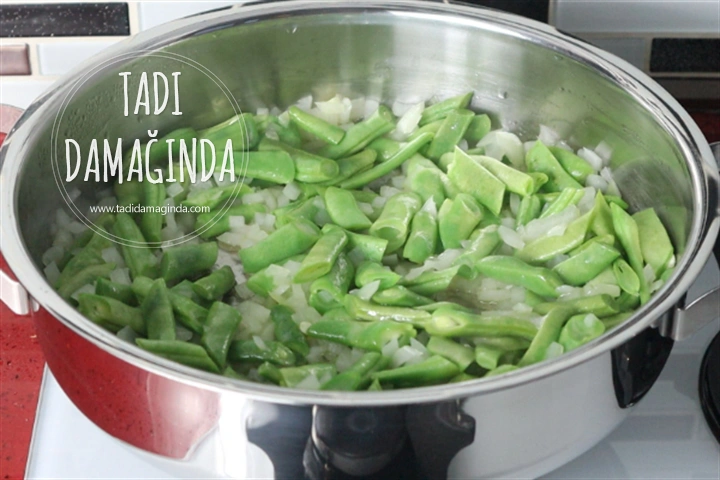 Zeytinyağlı Taze Fasulye