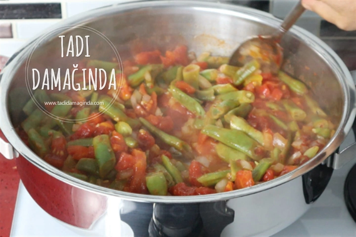 Zeytinyağlı Taze Fasulye