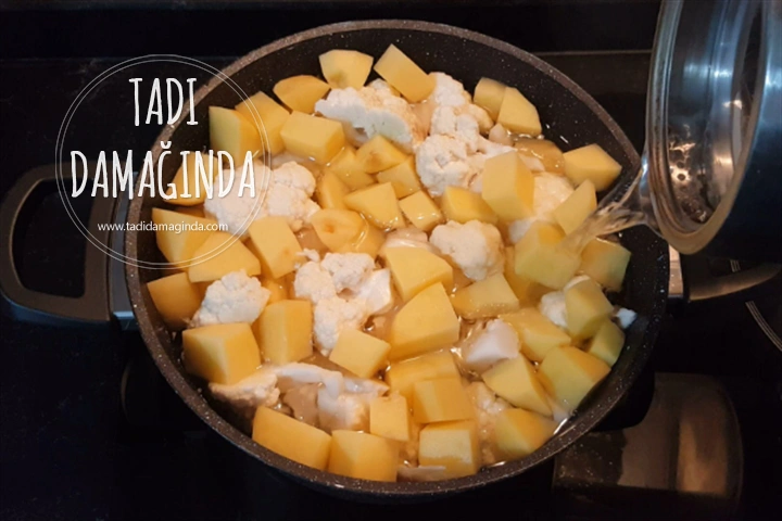 Beşamel Soslu Patatesli Karnabahar