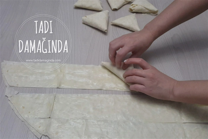 Buzlukta Saklanabilen Peynirli Muska Börek