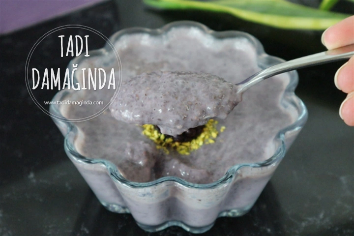 Böğürtlenli Chia Puding (Rafine Şekersiz)