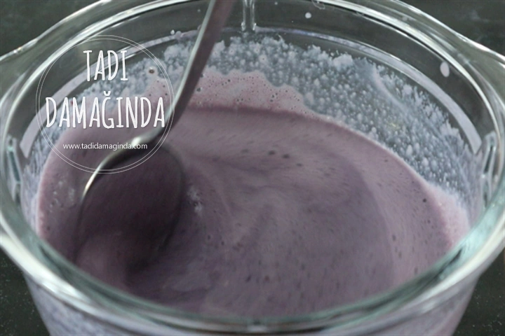 Böğürtlenli Chia Puding (Rafine Şekersiz)