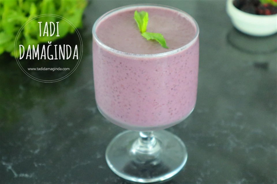 Böğürtlenli Chia Puding (Laktozsuz Kazeinsiz Rafine Şekersiz)