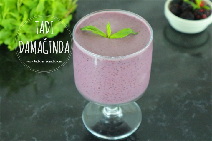 Böğürtlenli Chia Puding (Laktozsuz Kazeinsiz Rafine Şekersiz)