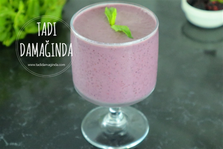 Böğürtlenli Chia Puding (Laktozsuz Kazeinsiz Rafine Şekersiz)