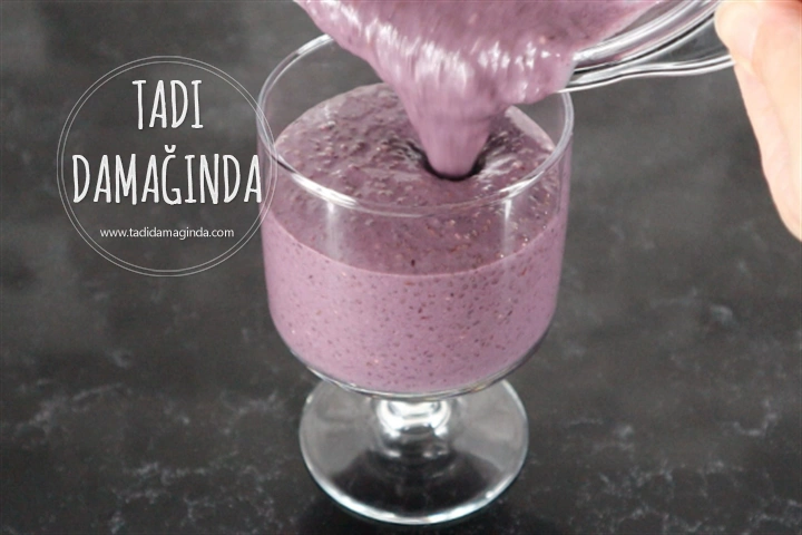 Böğürtlenli Chia Puding (Laktozsuz Kazeinsiz Rafine Şekersiz)