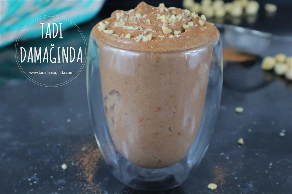 Kakaolu Fındıklı Muz Dondurması