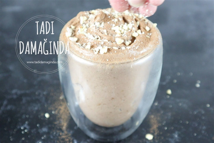 Kakaolu Fındıklı Muz Dondurması