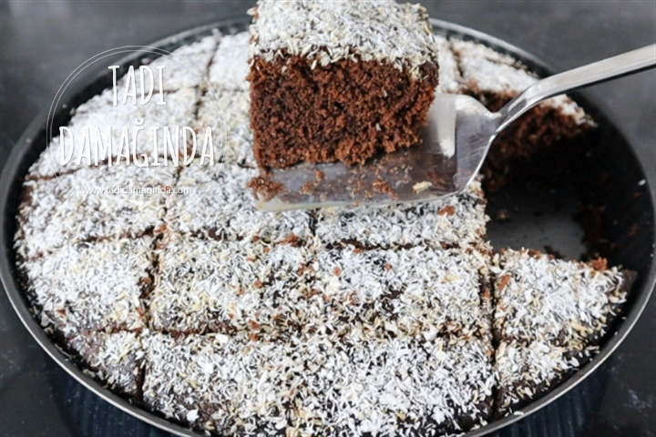 Glütensiz Kakaolu Kek