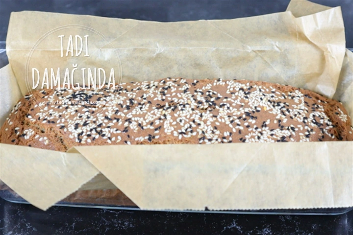 Zeytinli Kekikli Mercimek Ekmeği