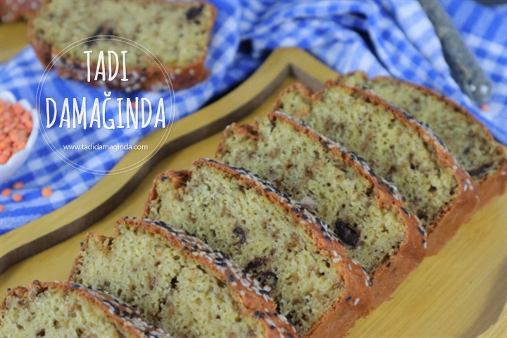 Zeytinli Kekikli Mercimek Ekmeği