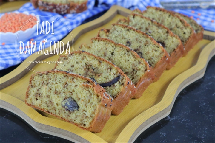 Zeytinli Kekikli Mercimek Ekmeği