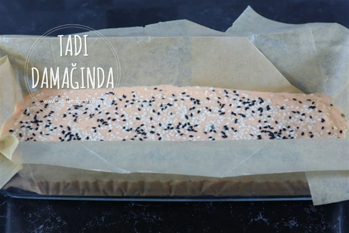 Zeytinli Kekikli Mercimek Ekmeği