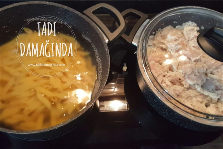 Kekikli Kremalı Tavuk Makarna