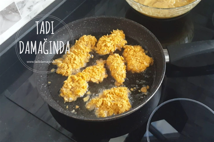 Mısır Gevrekli Fast Food Tavukları