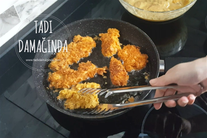 Mısır Gevrekli Fast Food Tavukları