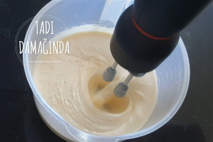 Büyük Borcamda Meyveli Yaz Pastası