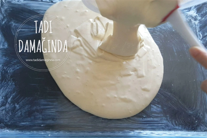 Büyük Borcamda Meyveli Yaz Pastası