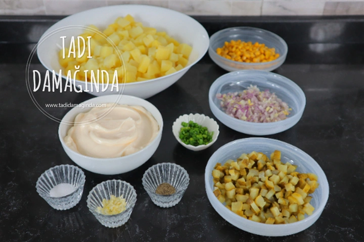 Yılbaşı Çelengi Patates Salatası