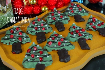 Narlı Çam Ağacı Çikolatası