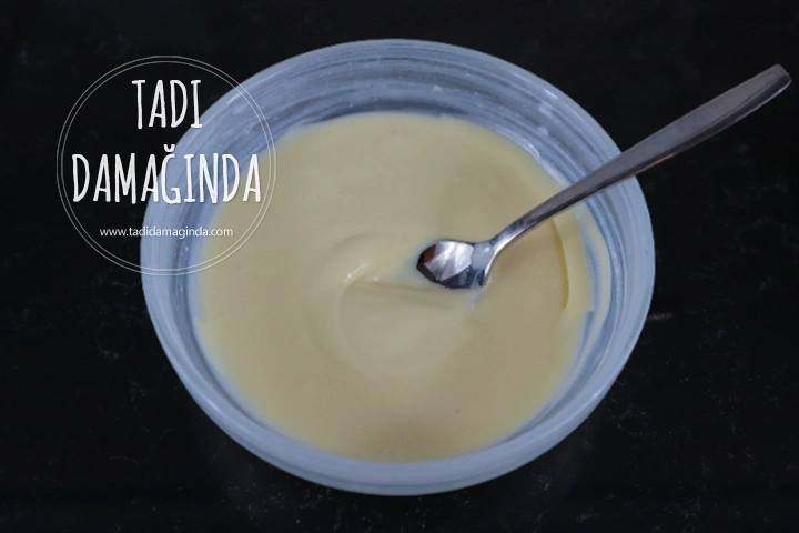 Narlı Çam Ağacı Çikolatası