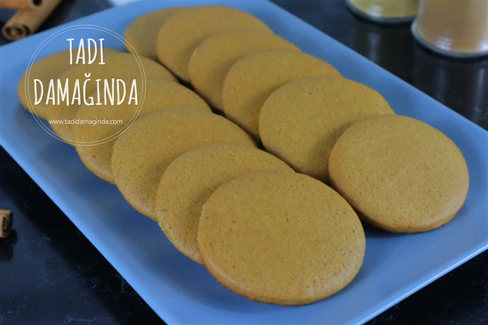 Zencefilli Tarçınlı Kurabiye