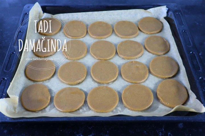 Zencefilli Tarçınlı Kurabiye