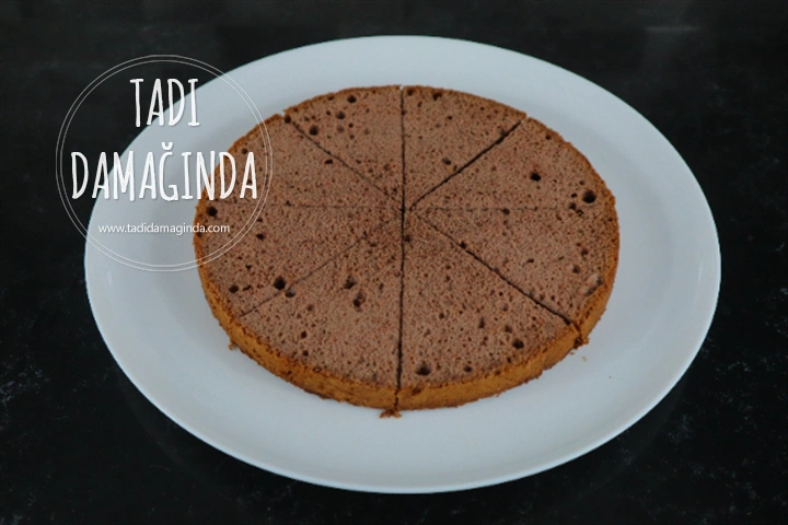 Çam Ağacı Kekleri