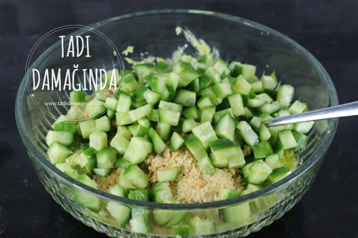 Salatalıklı Dereotlu Avokado