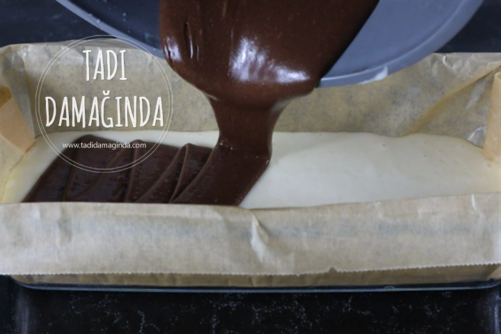 2 Renkli Yumurtasız Kek