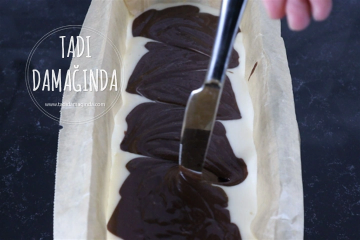 2 Renkli Yumurtasız Kek