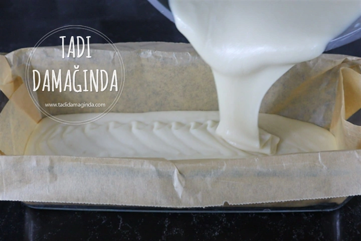 2 Renkli Yumurtasız Kek